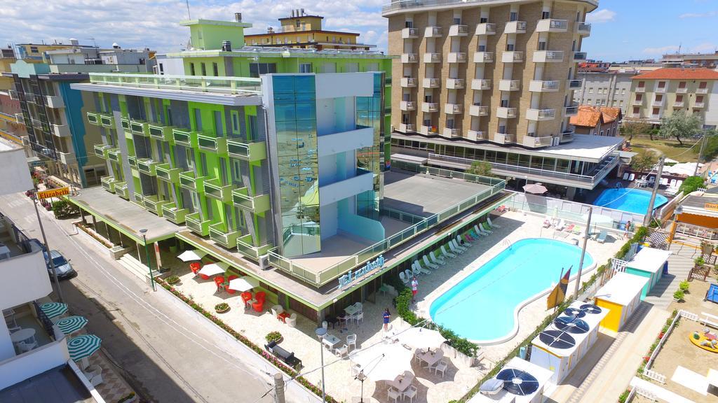 Hotel Elizabeth Белариа-Игеа Марина Екстериор снимка