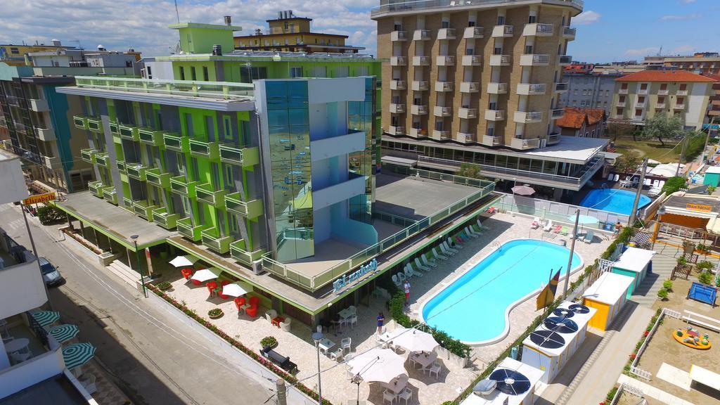 Hotel Elizabeth Белариа-Игеа Марина Екстериор снимка