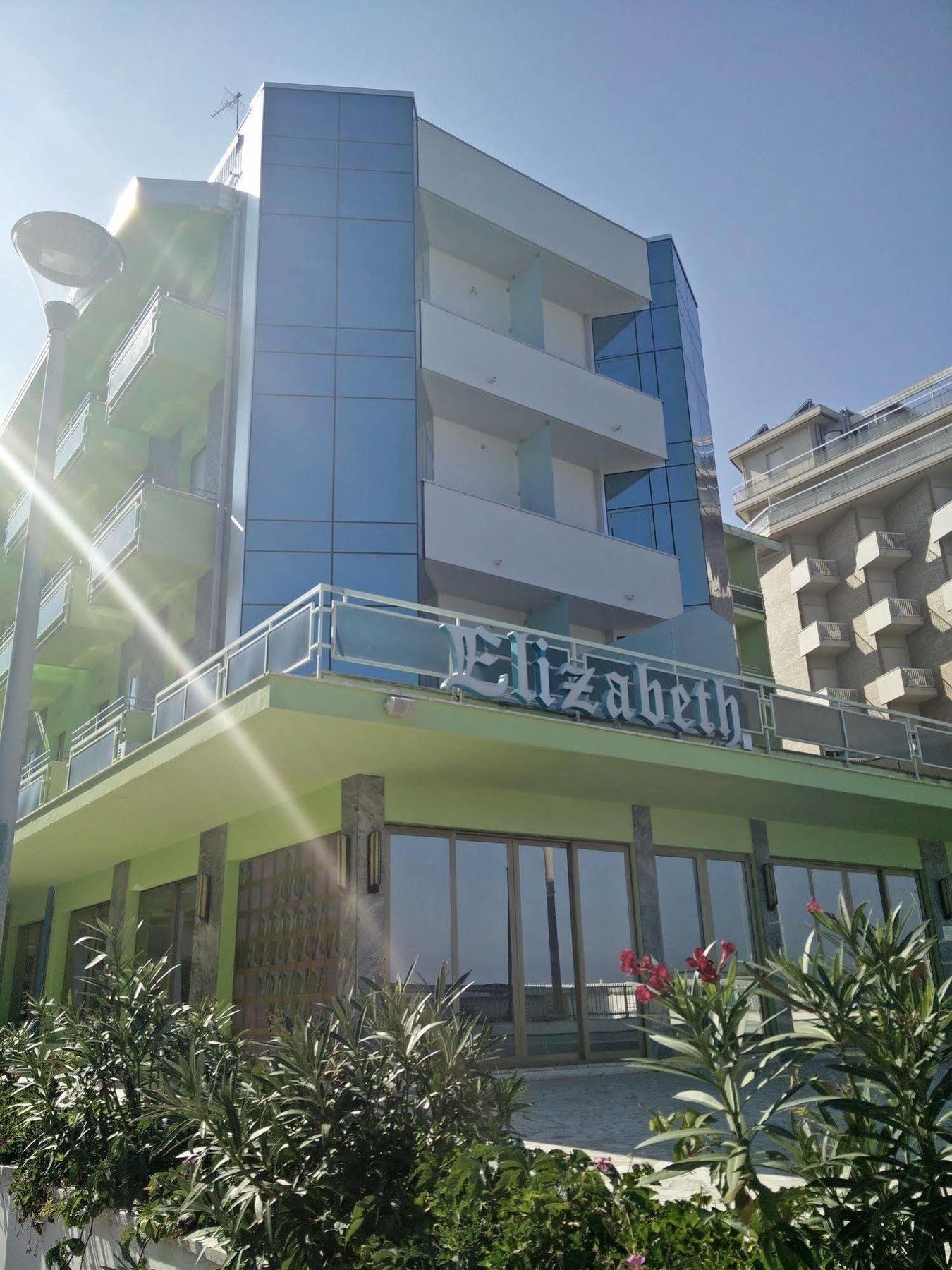 Hotel Elizabeth Белариа-Игеа Марина Екстериор снимка